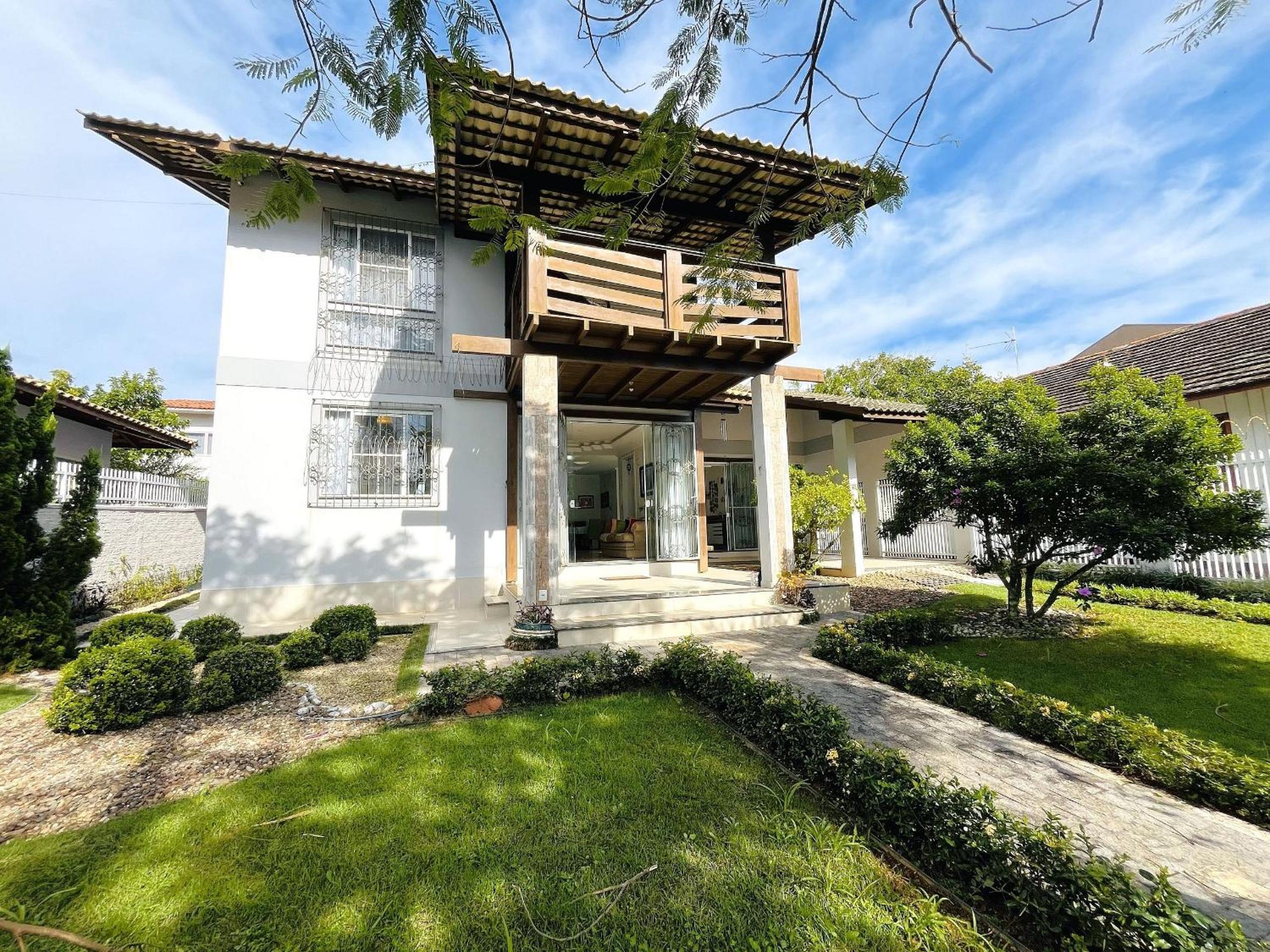 Fantástica Casa apenas 150m - Praia Grande > Penha