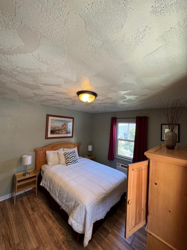 Rugged Country Lodge