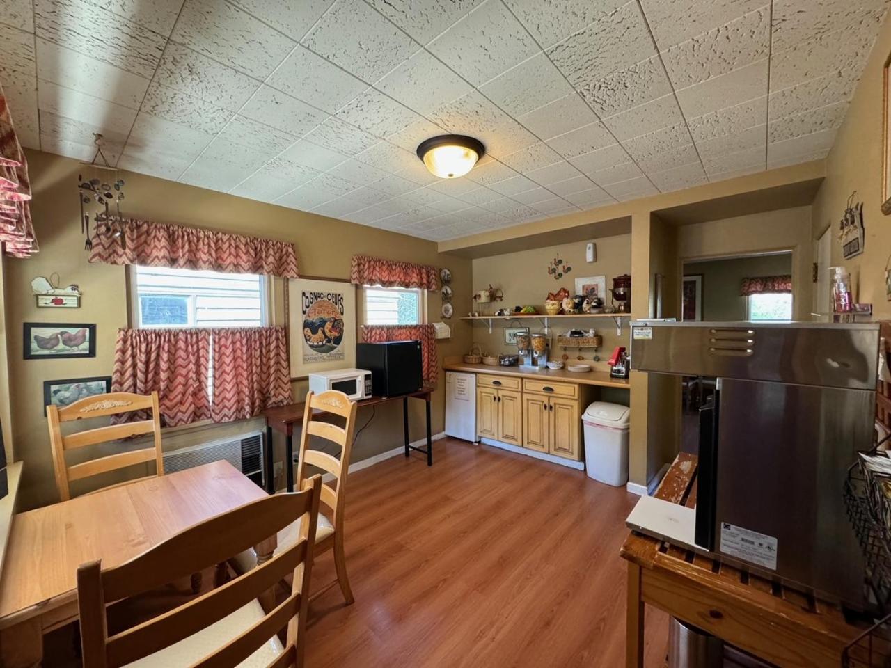 Rugged Country Lodge