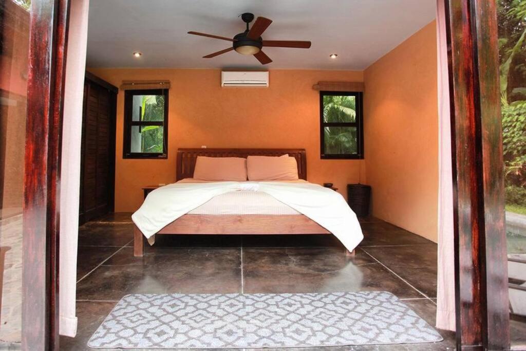 VIP La Lora Beach Villa best family home
