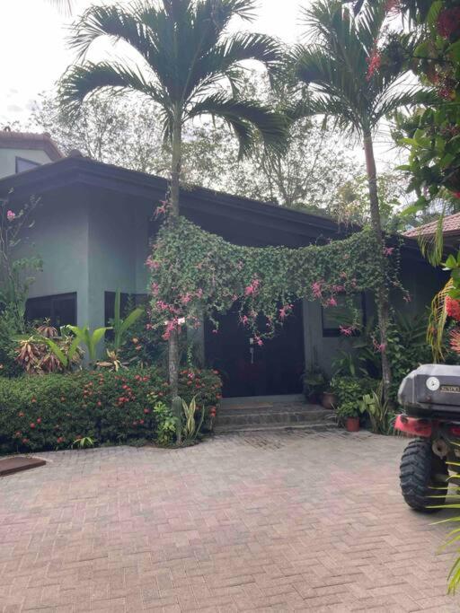 VIP La Lora Beach Villa best family home