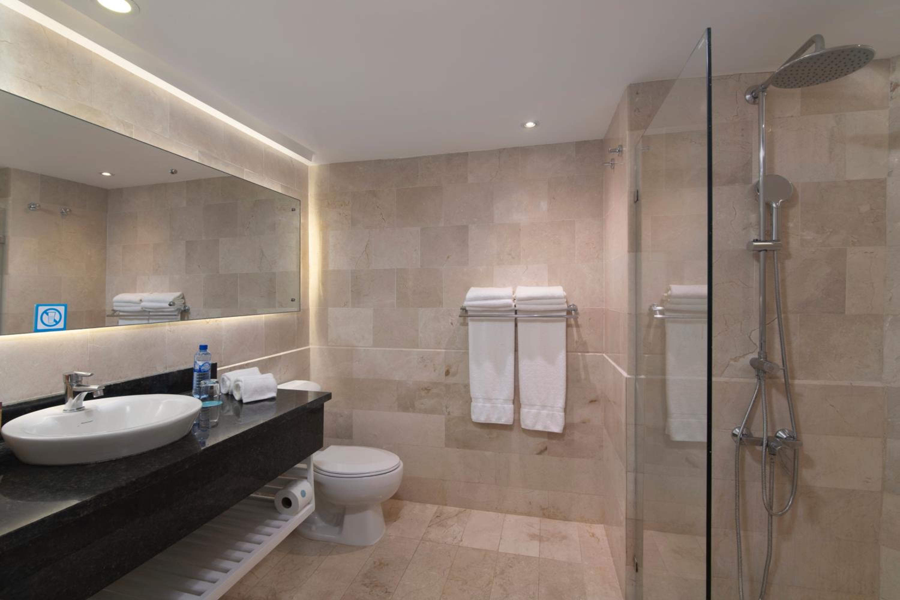 Wyndham Alltra Samana All Inclusive Resort