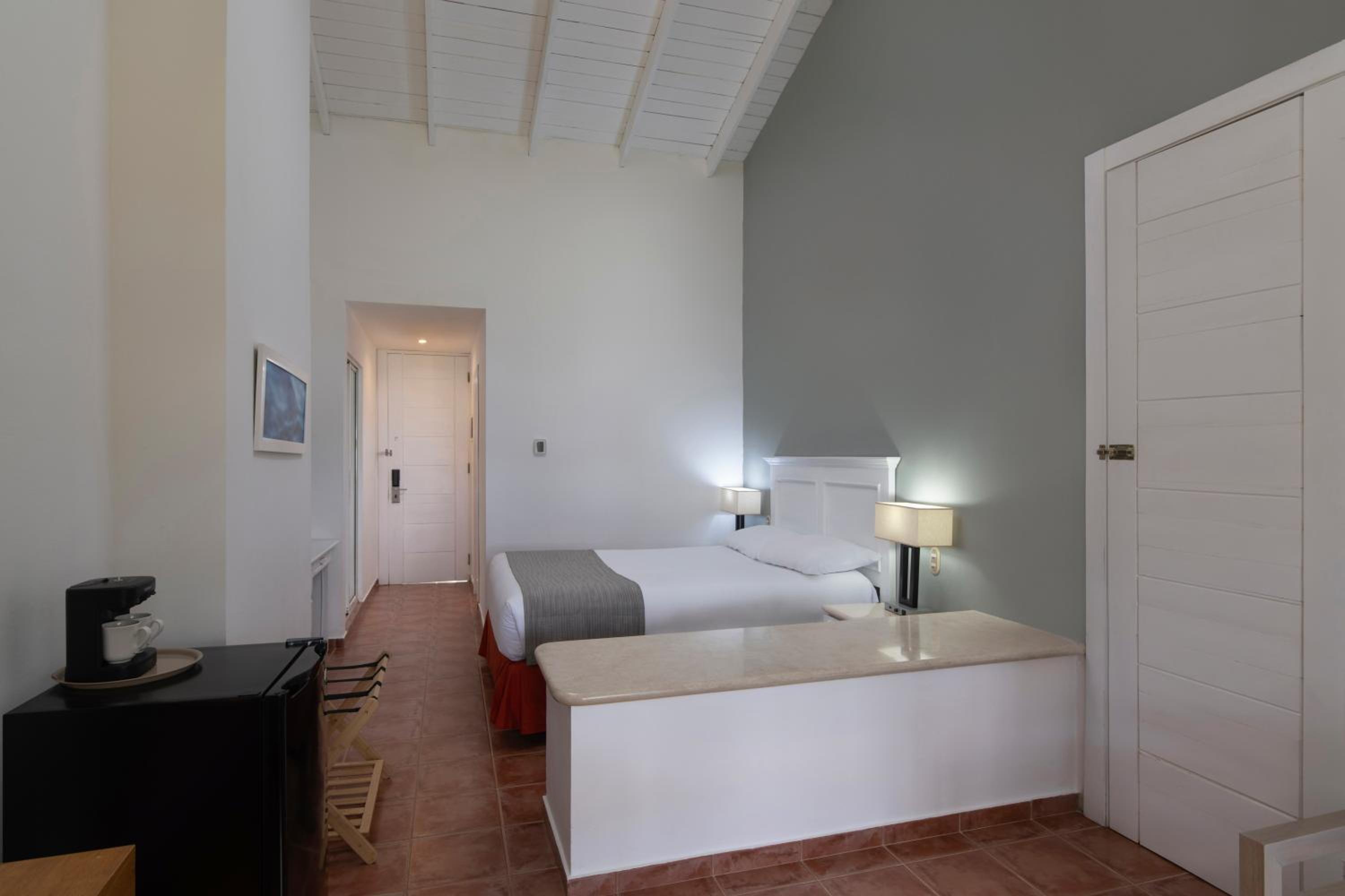 Wyndham Alltra Samana All Inclusive Resort