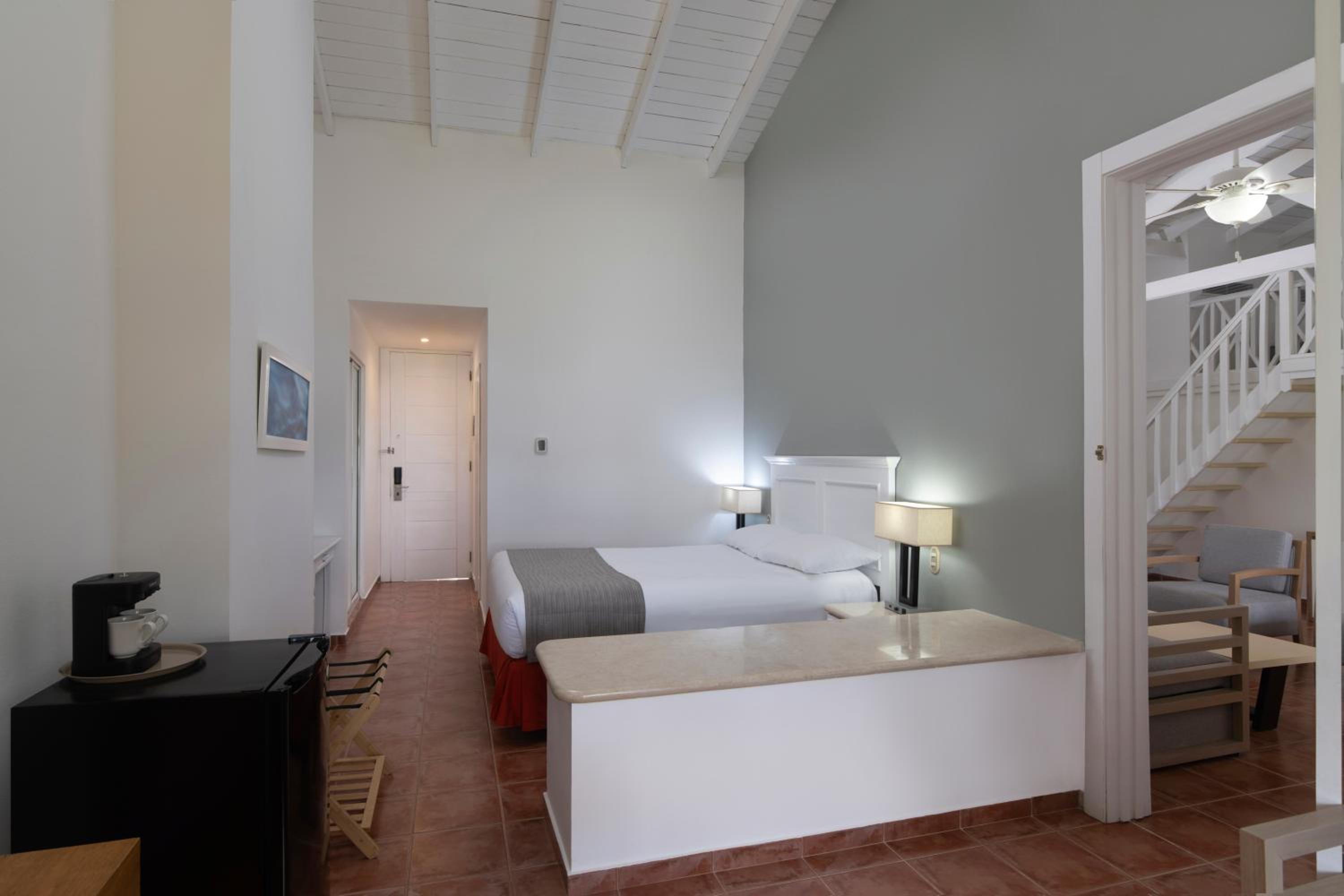 Wyndham Alltra Samana All Inclusive Resort