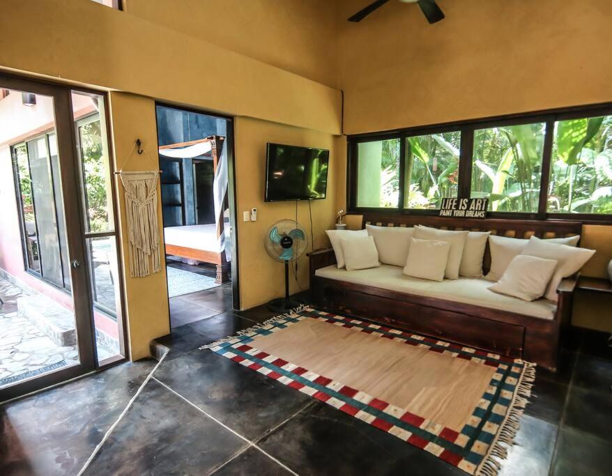 VIP La Lora Beach Villa best family home