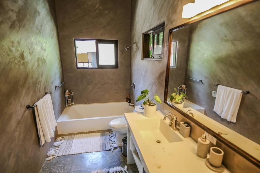 VIP La Lora Beach Villa best family home