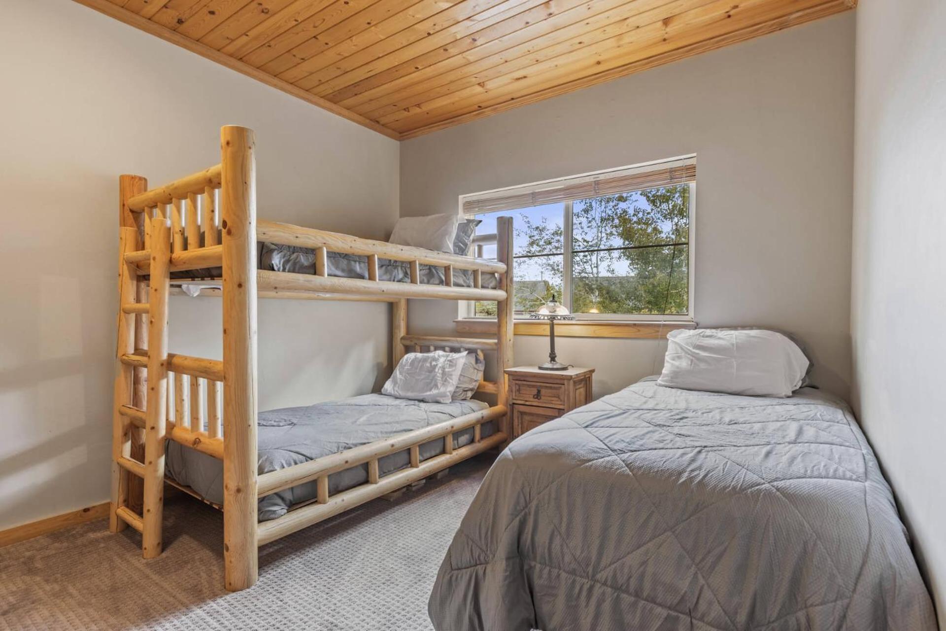Bear Hollow Village 5424 by Moose Management view 2