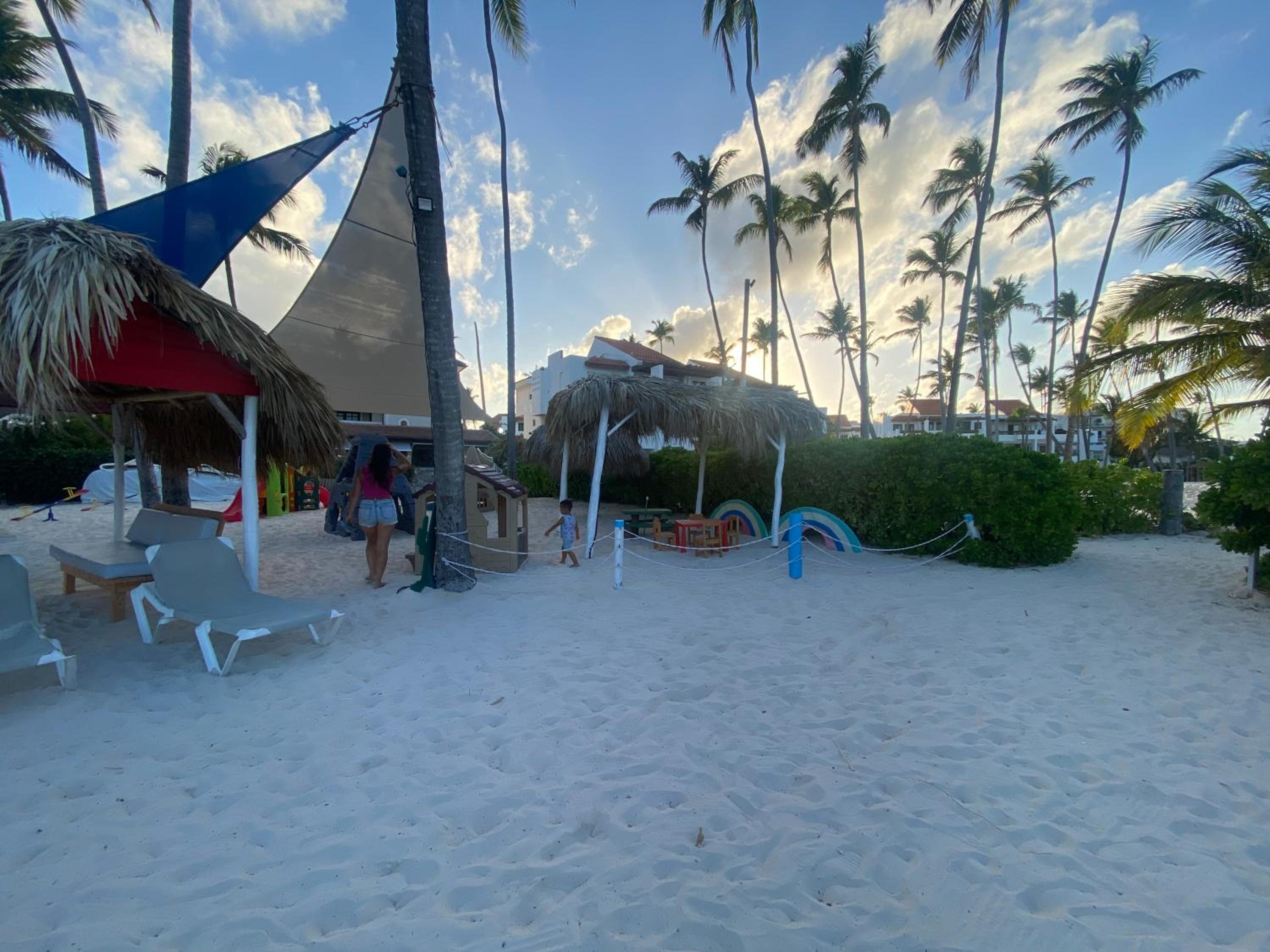 punta beach bavaro hotel apartamentos