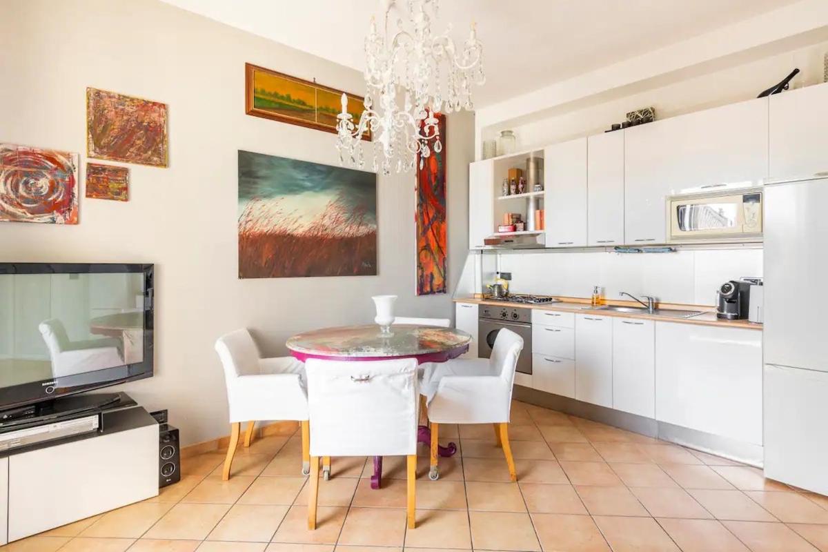 Glassy Apartment