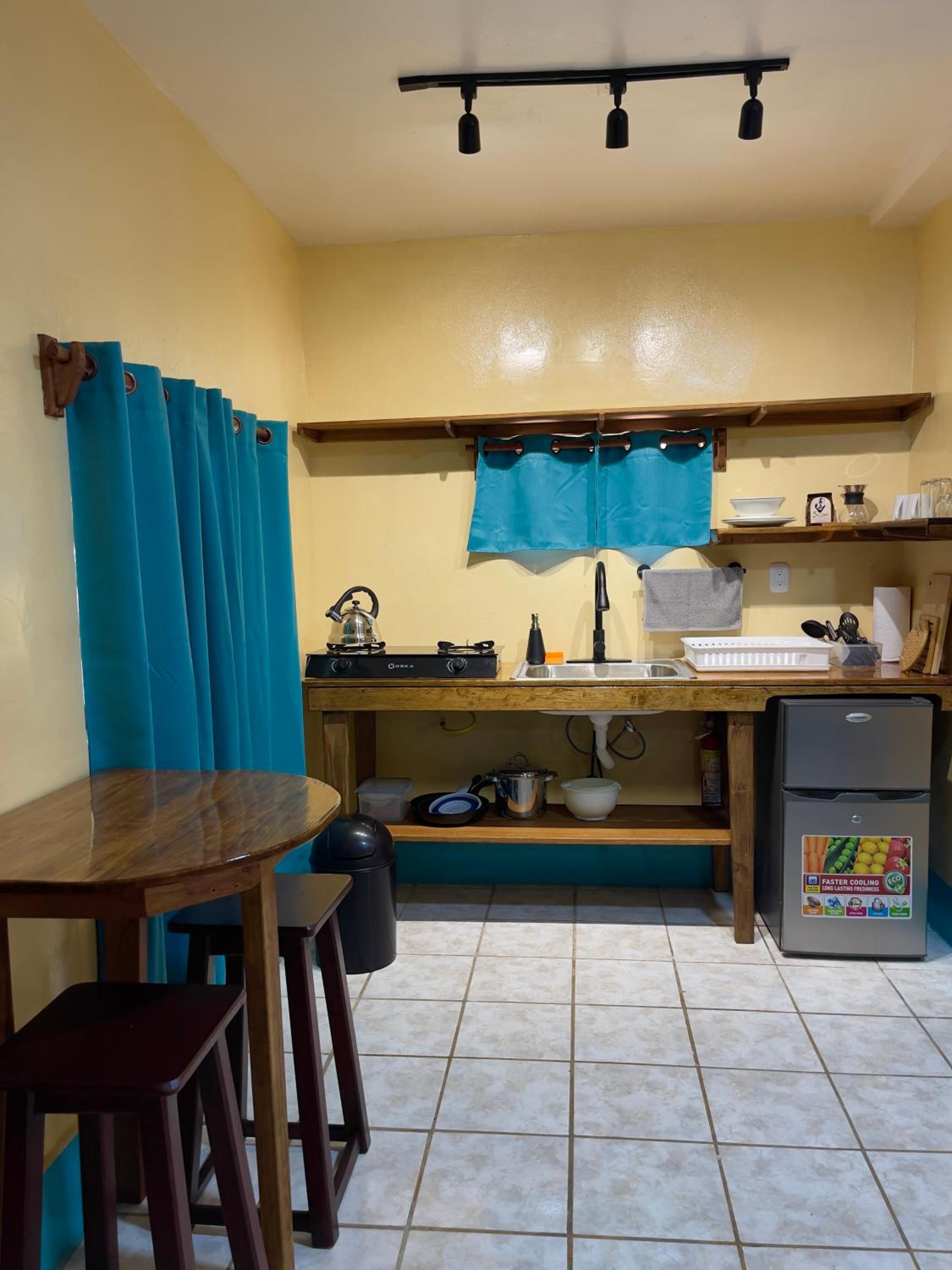 Apartments at Los Delfines Little Corn - Photo 9