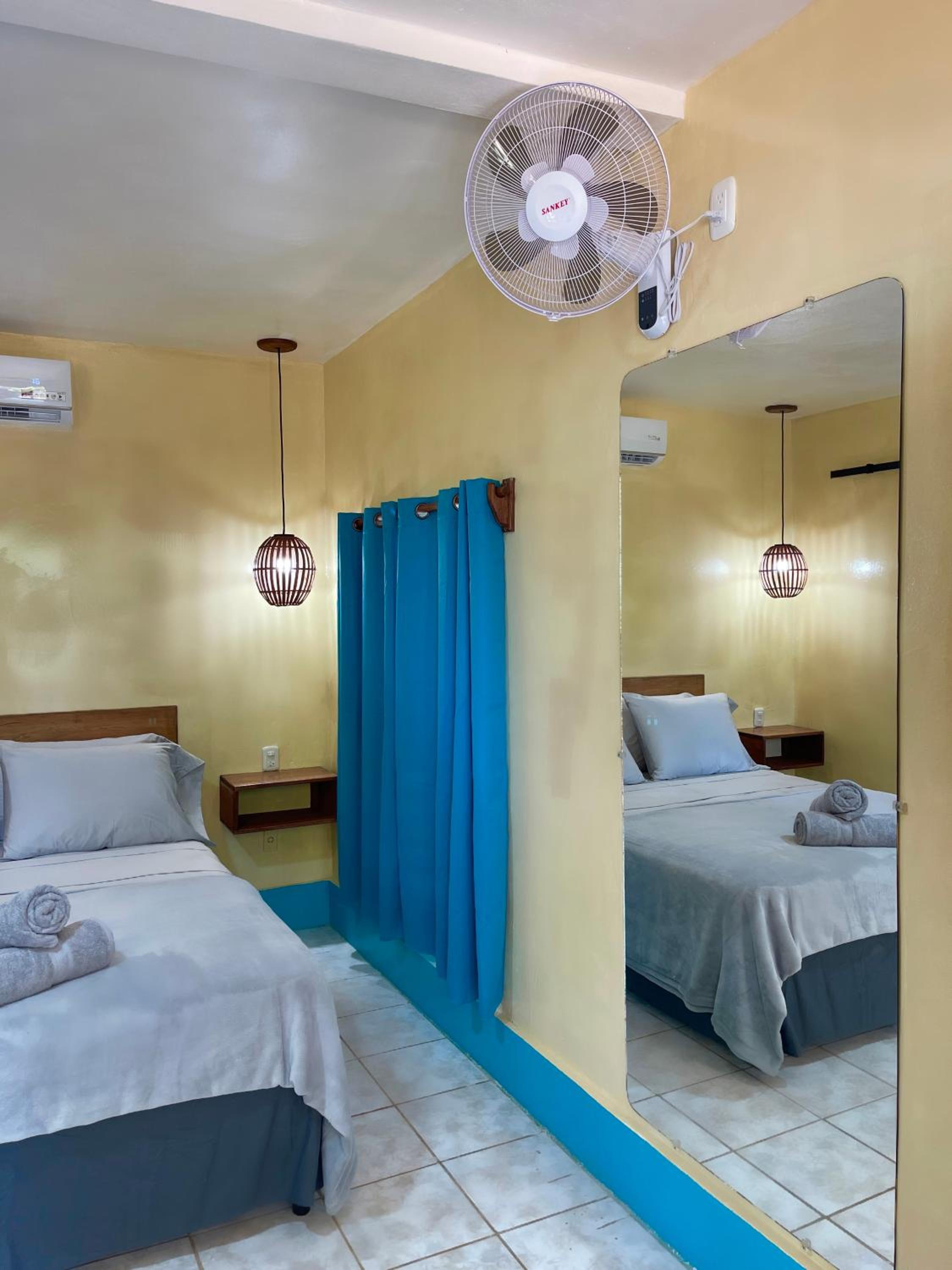 Apartments at Los Delfines Little Corn - Photo 8