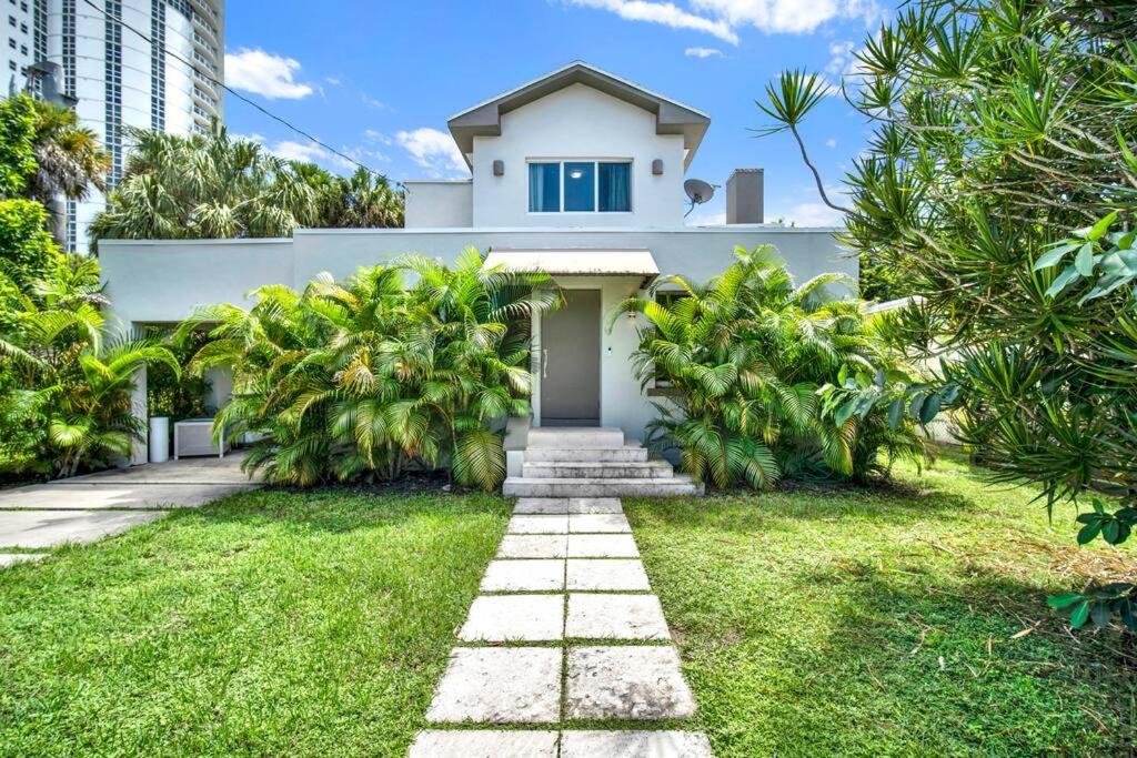 Stunning Home LifeStyle Miami