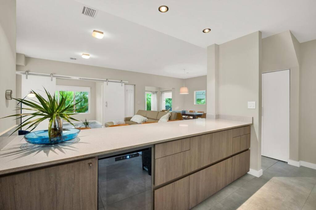 Stunning Home LifeStyle Miami