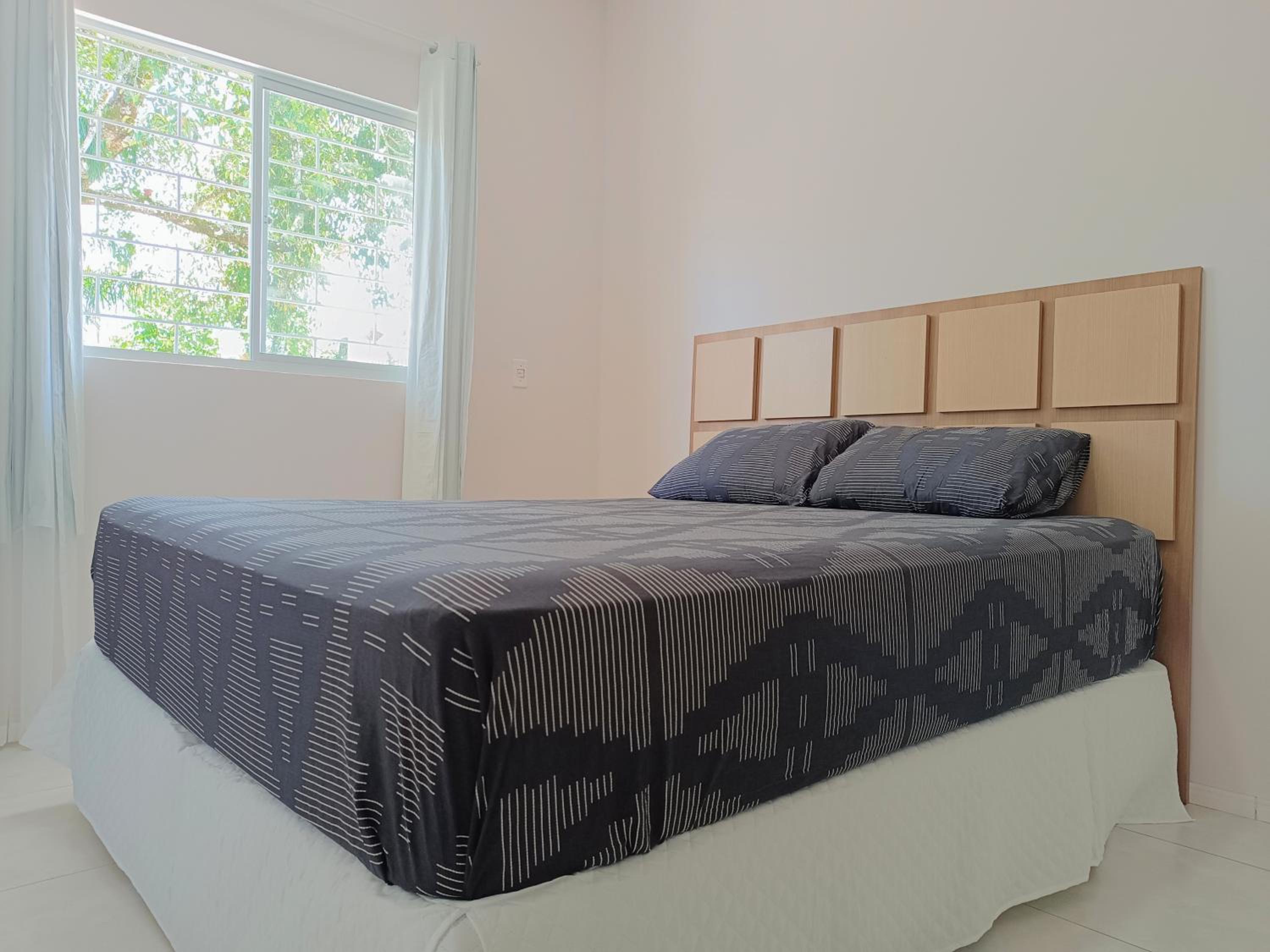 Quarto 1 privado com piscina em Pontal do Sul