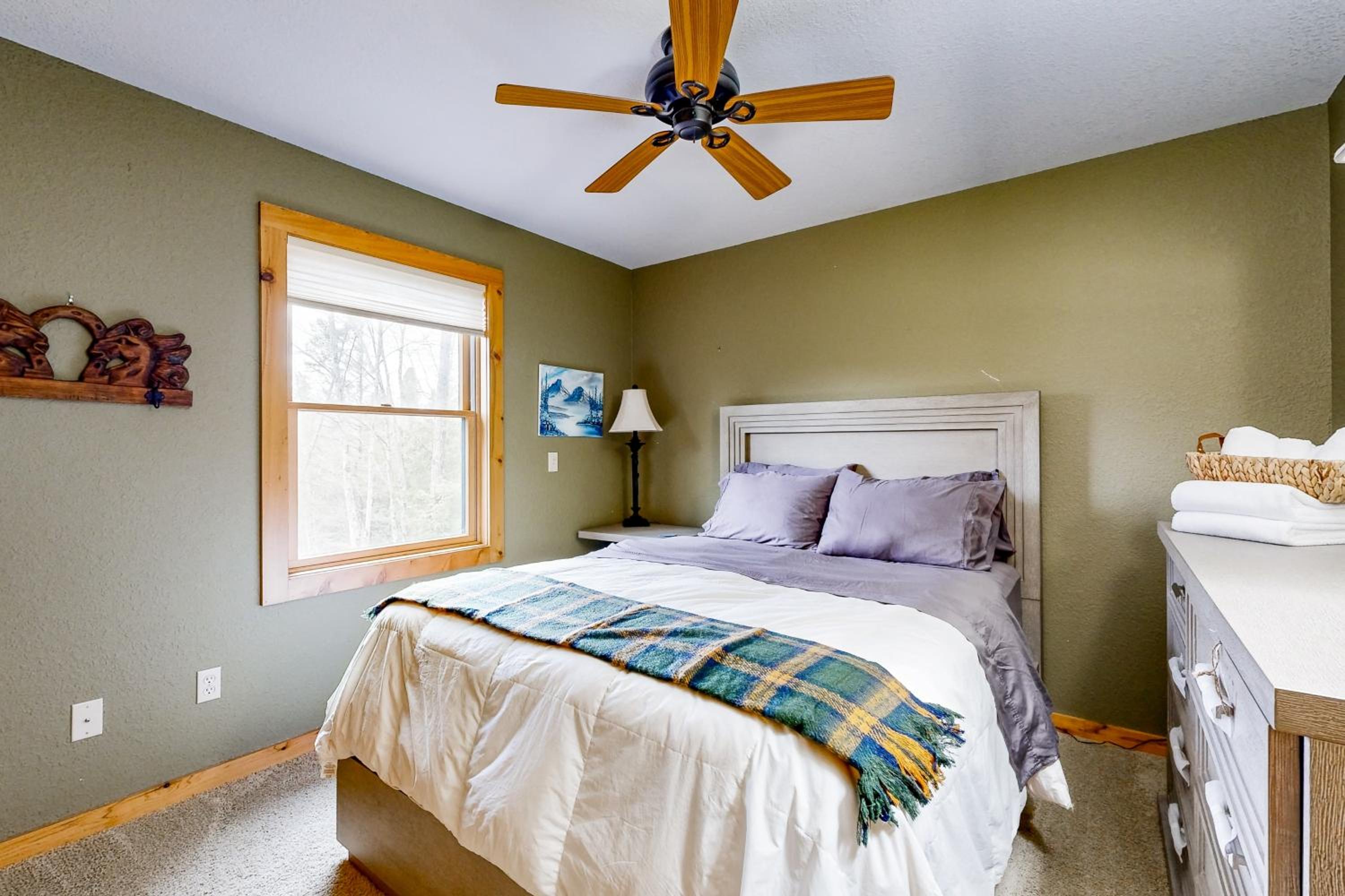 Steps to Sturgeon River! Dog-Friendly Nature Haven