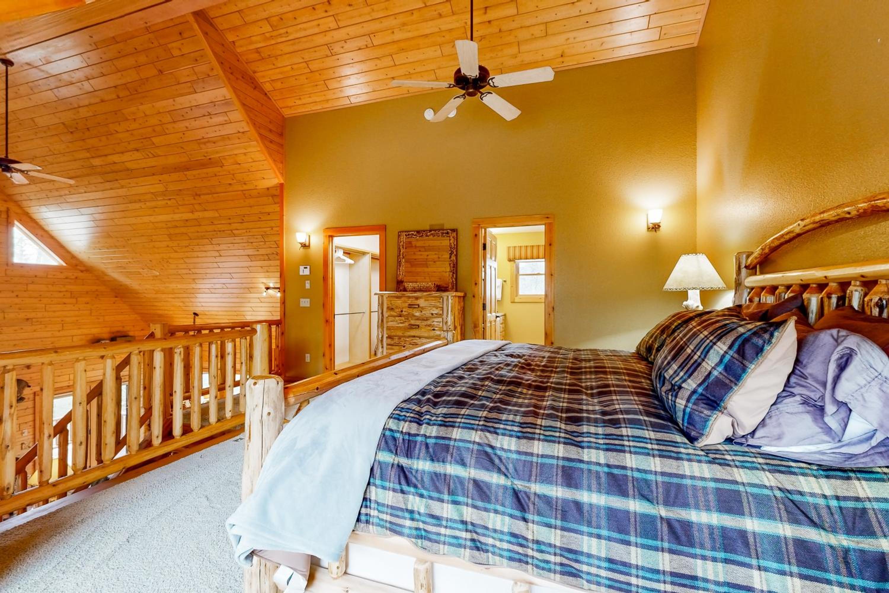 Steps to Sturgeon River! Dog-Friendly Nature Haven