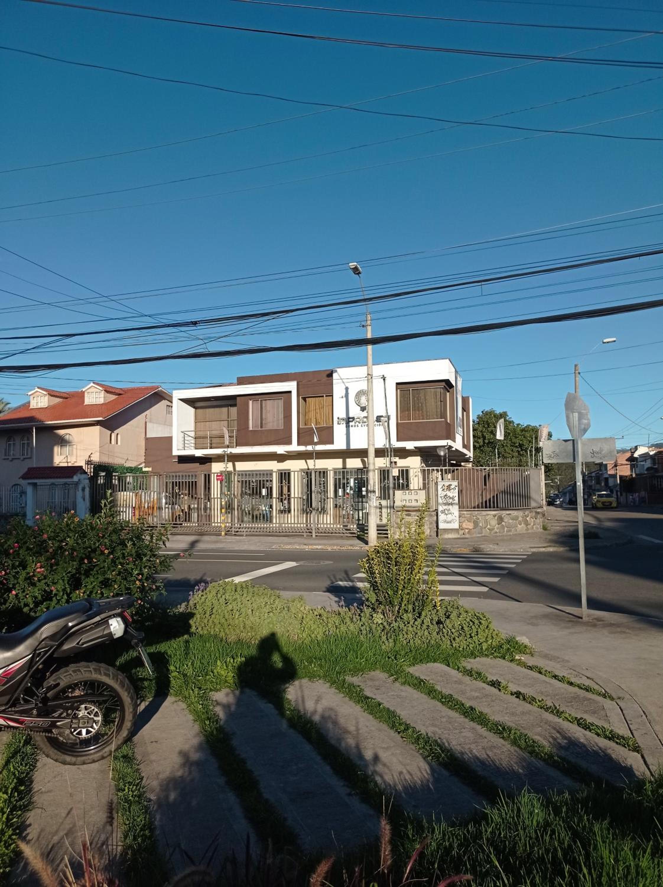 APARTAMENTO INDEPENDIENTE cerca de muchos lugares