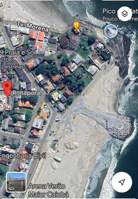 Pé na areia lado av.Atlântica