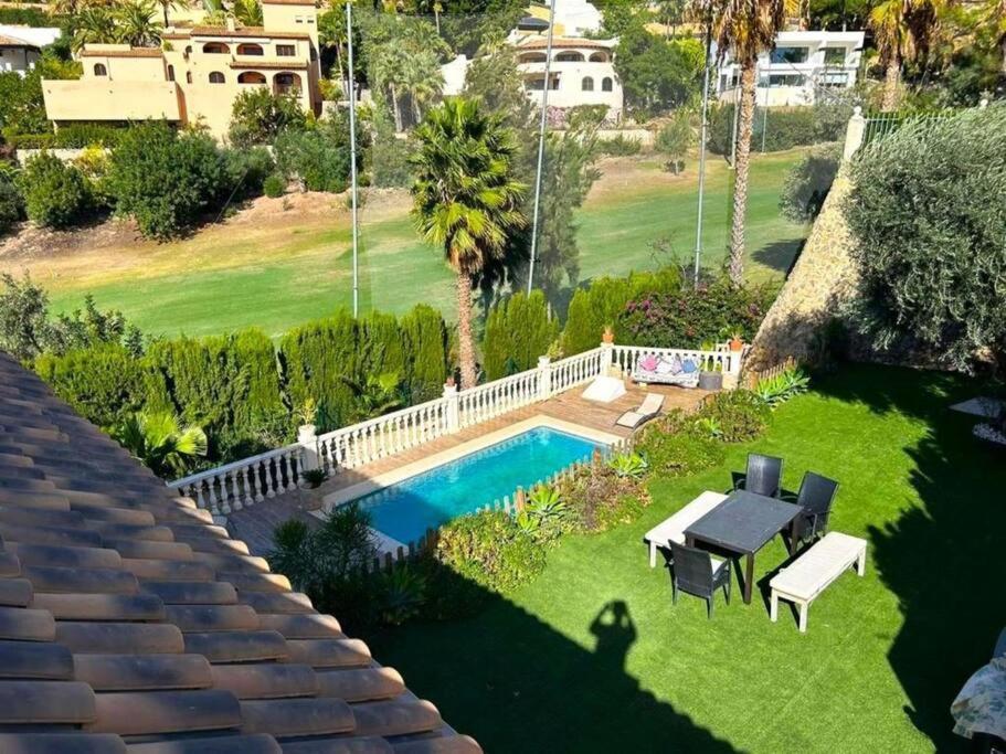 Spacious chalet on golf course