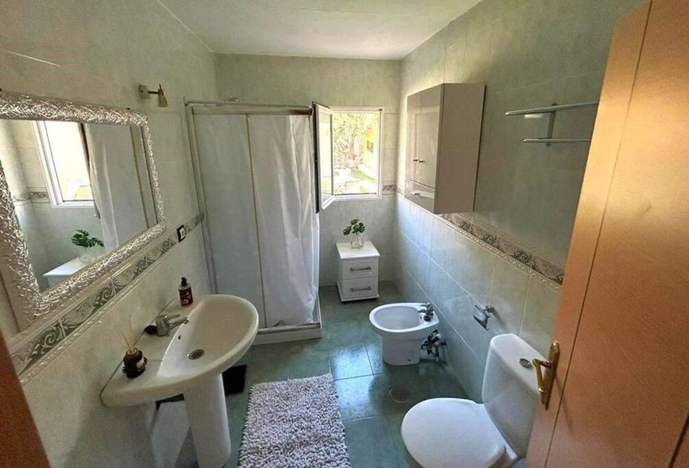 Spacious chalet on golf course