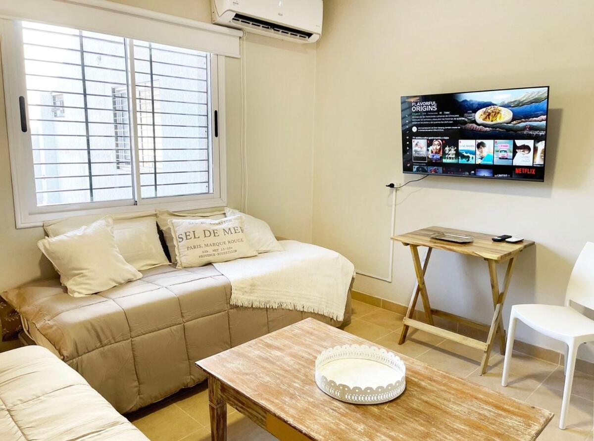 Moderno complejo de 10 suites cerca de Arístides
