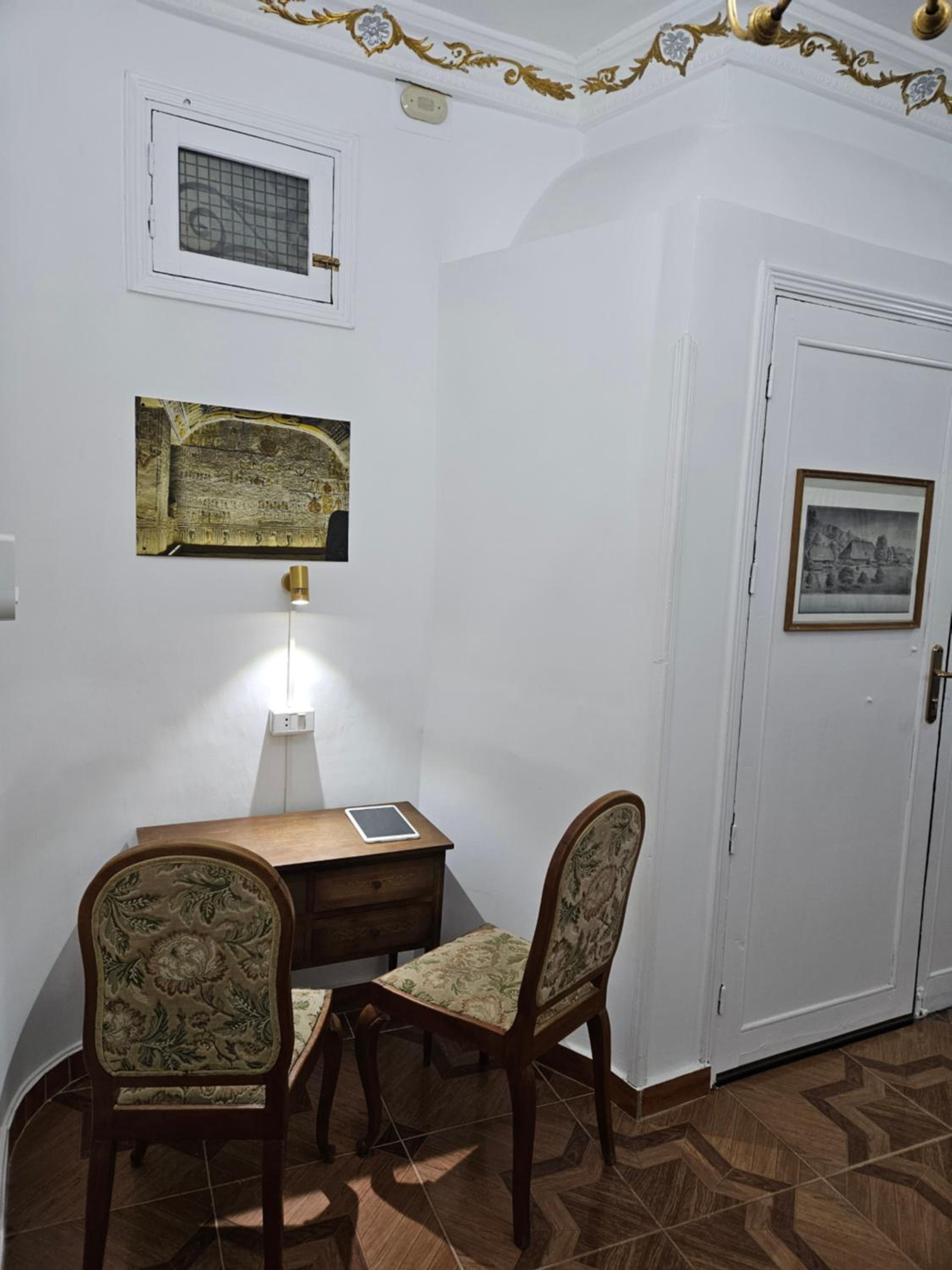 Casa Helvetica