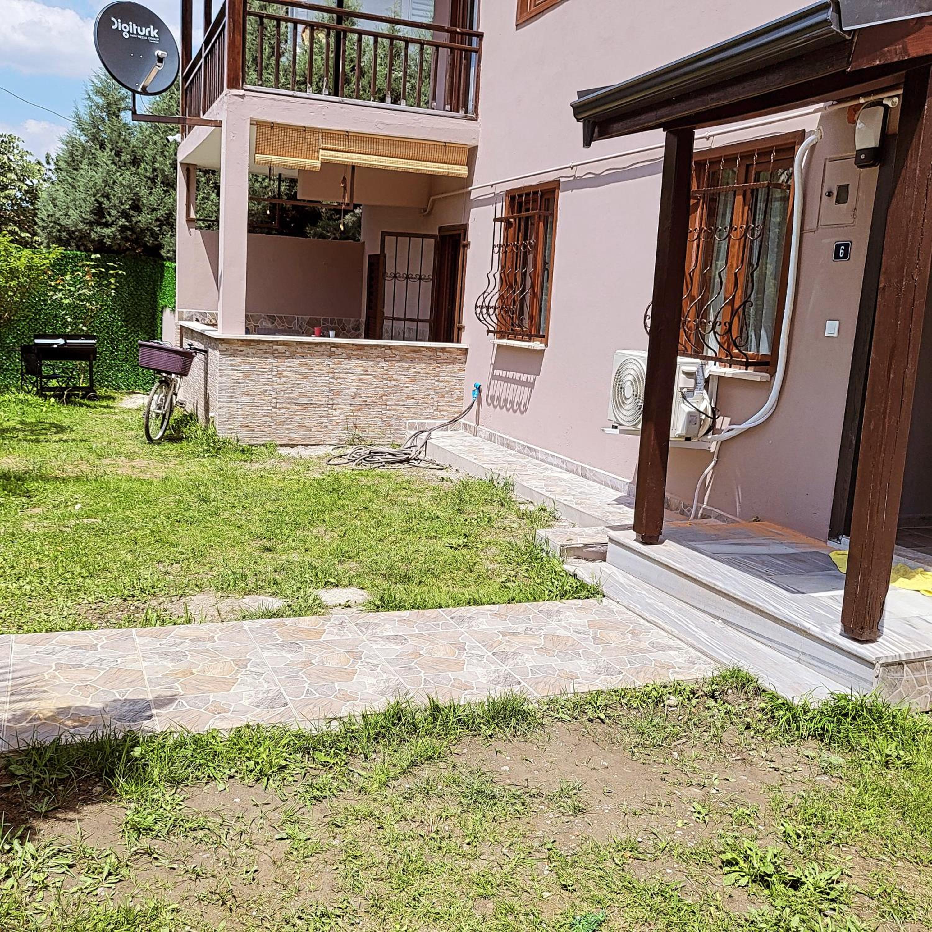 SAPANCA GARDEN House