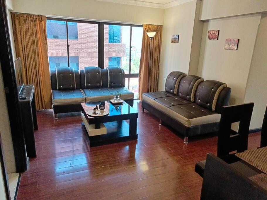Hermoso departamento 2D con balcón cala coto