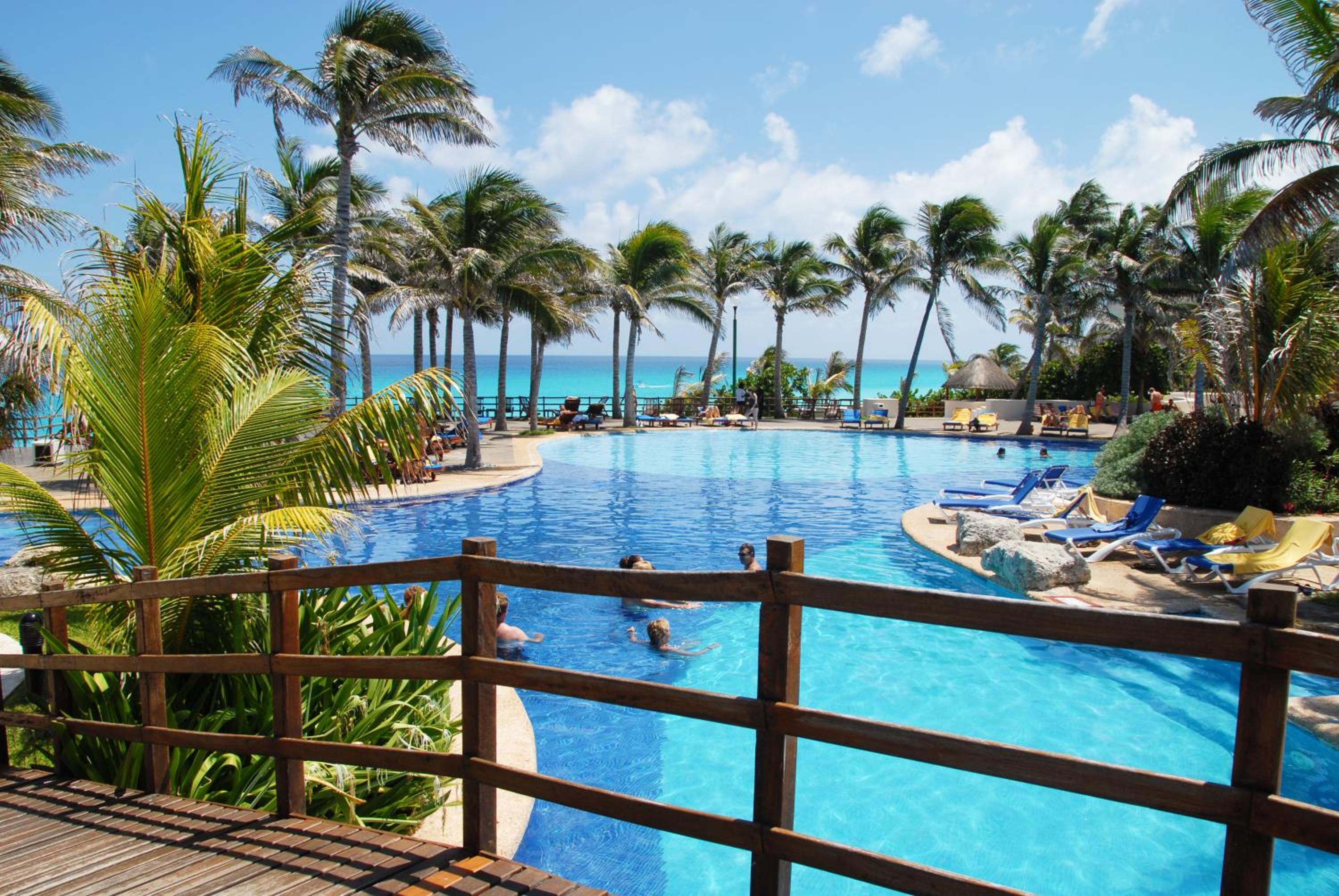 The Pyramid Cancun by Oasis - All Inclusive