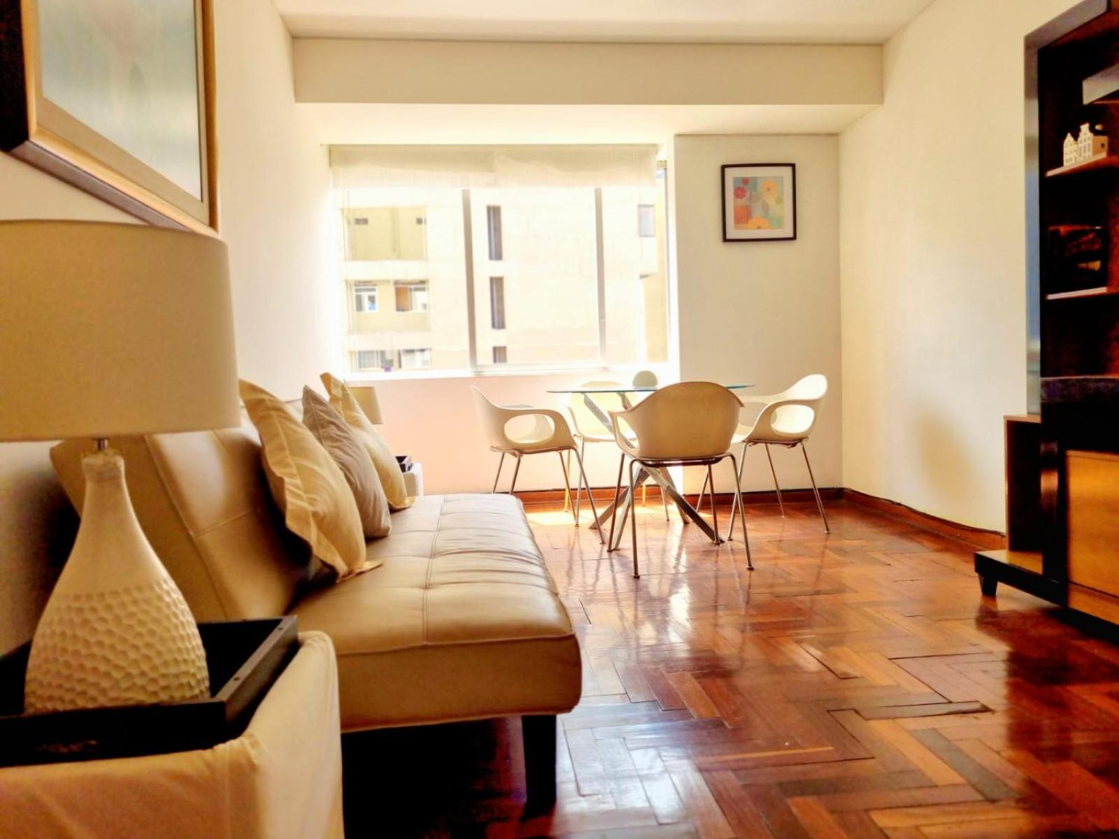 SuitePRIX Miraflores Downtown Lima 1B 603 view 2