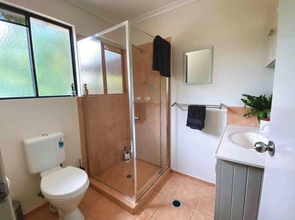 Crystal Cottage Retreat- Escape to the Hinterland!