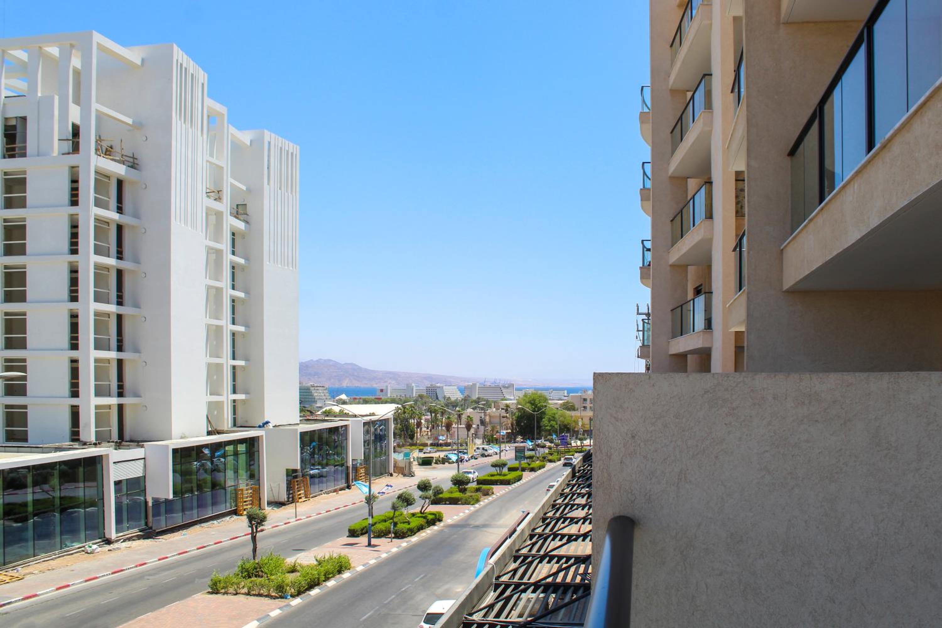 Luxury Suite Apartment #1 By Hashdera Eilat view 4