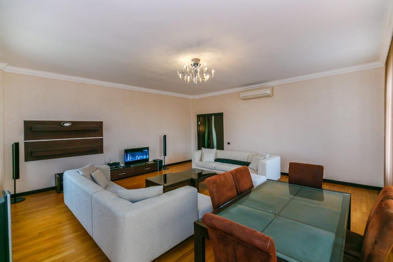 HOTEL APARTMENT VIP NEAR COURTYARD MARRIOTT
