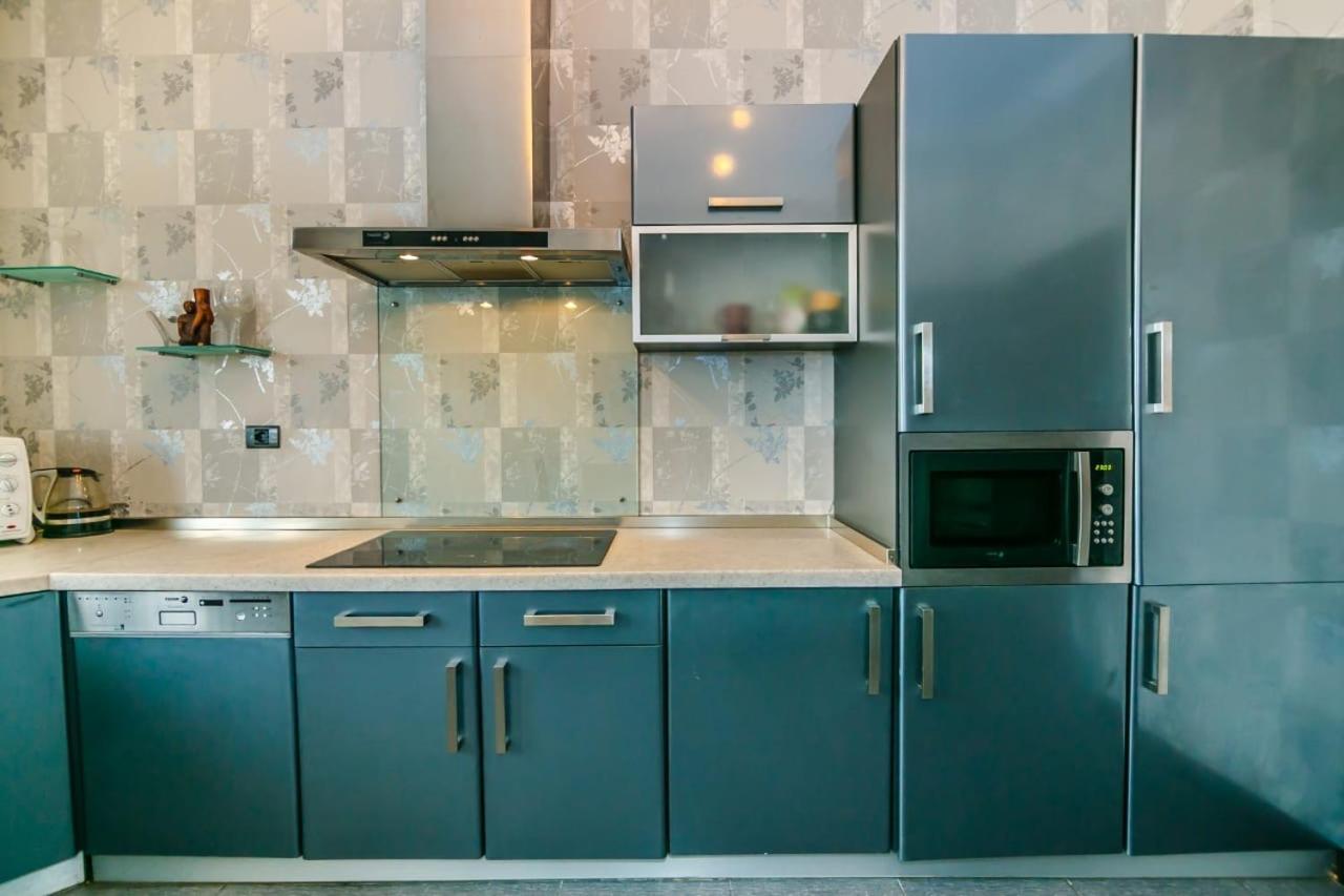 HOTEL APARTMENT VIP NEAR COURTYARD MARRIOTT