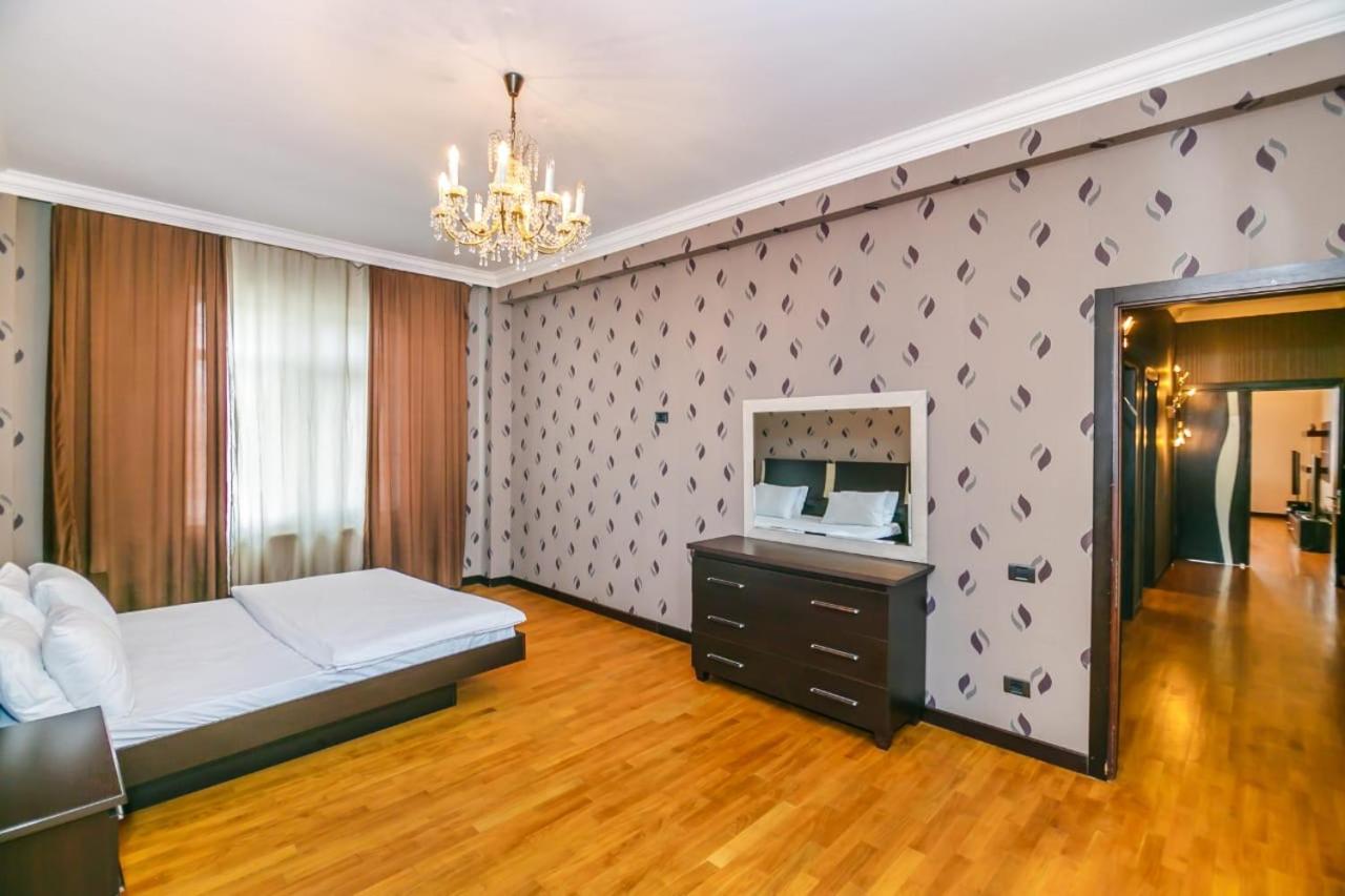 HOTEL APARTMENT VIP NEAR COURTYARD MARRIOTT