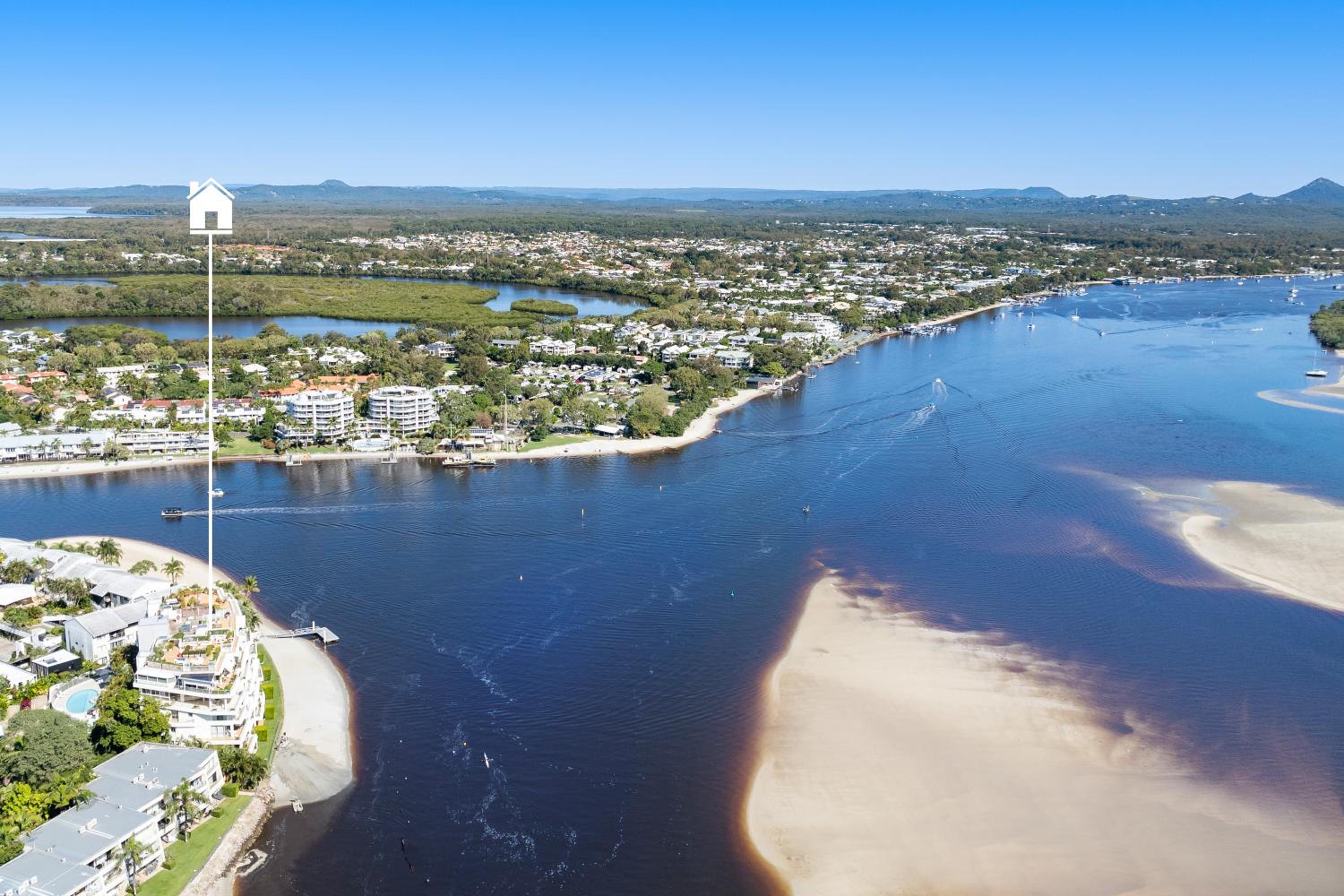 Las Rias, Riverside Luxury Bliss