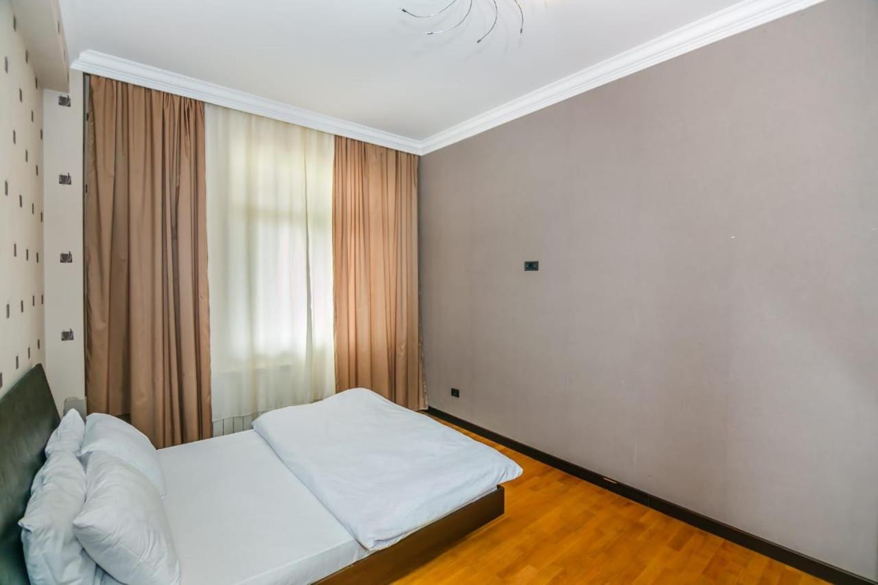 HOTEL APARTMENT VIP NEAR COURTYARD MARRIOTT