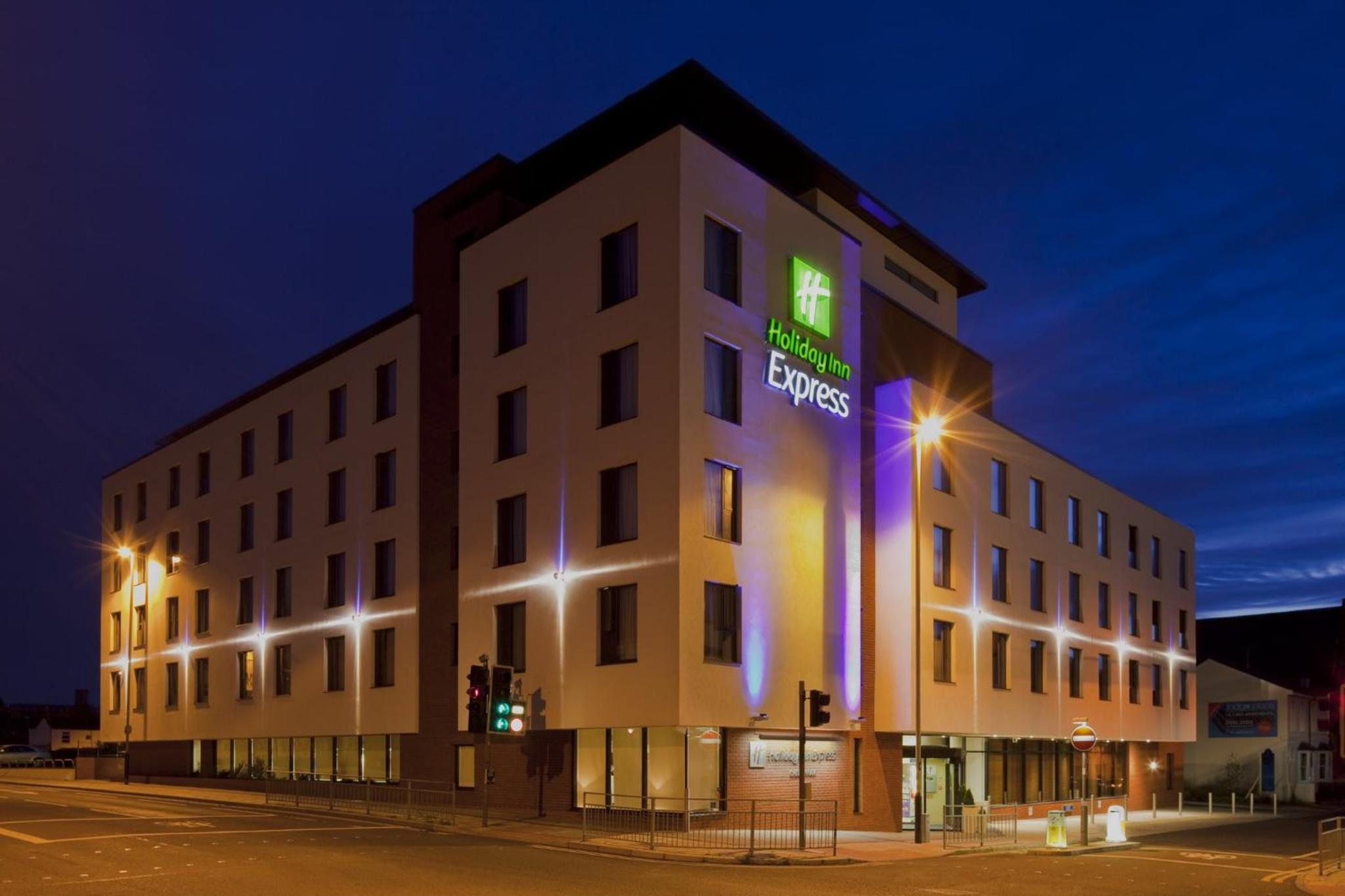 Hotel Holiday Inn Express Cheltenham Town Centre, an IHG Hotel - Image 1