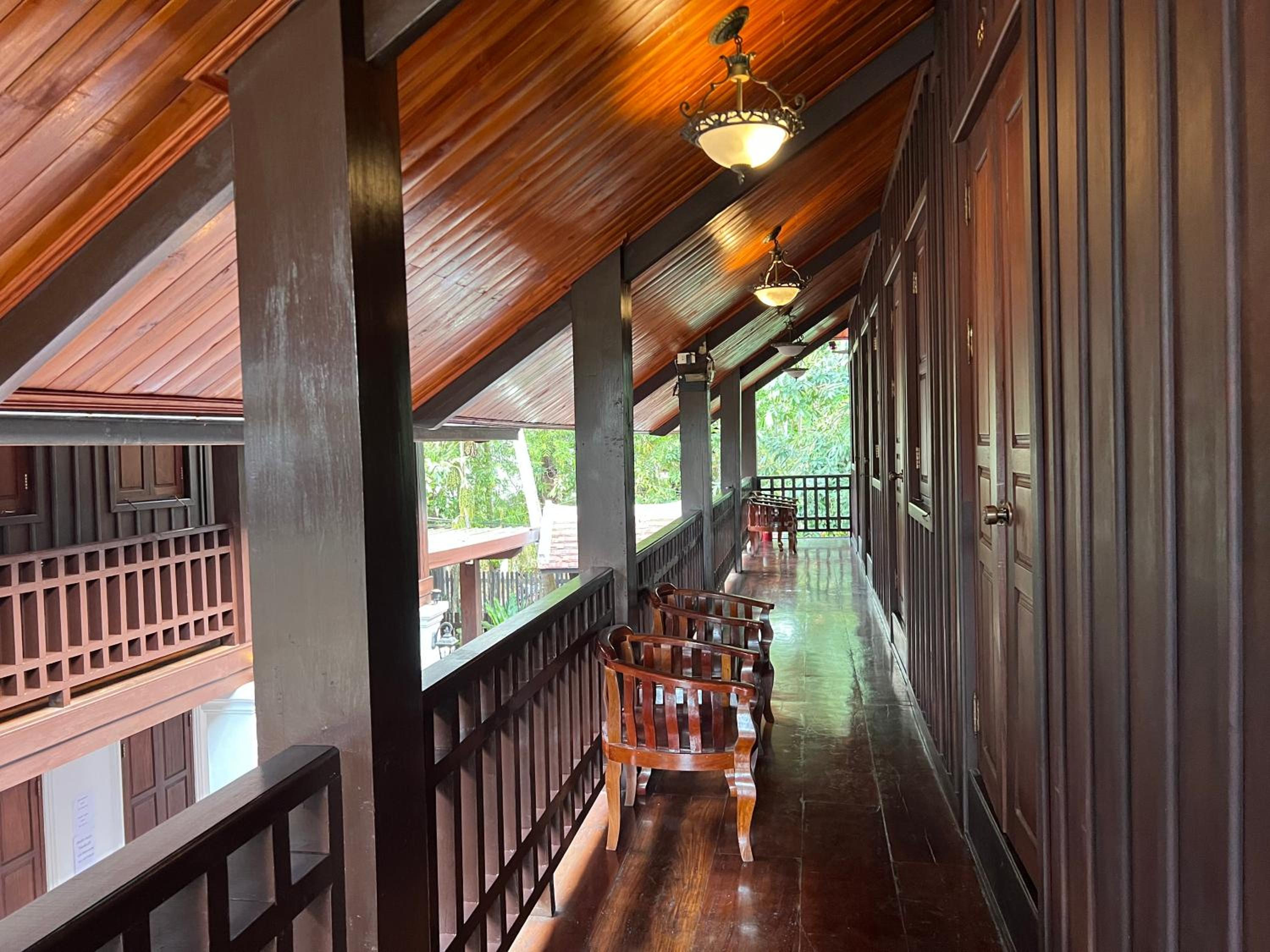 khong kham Hotel