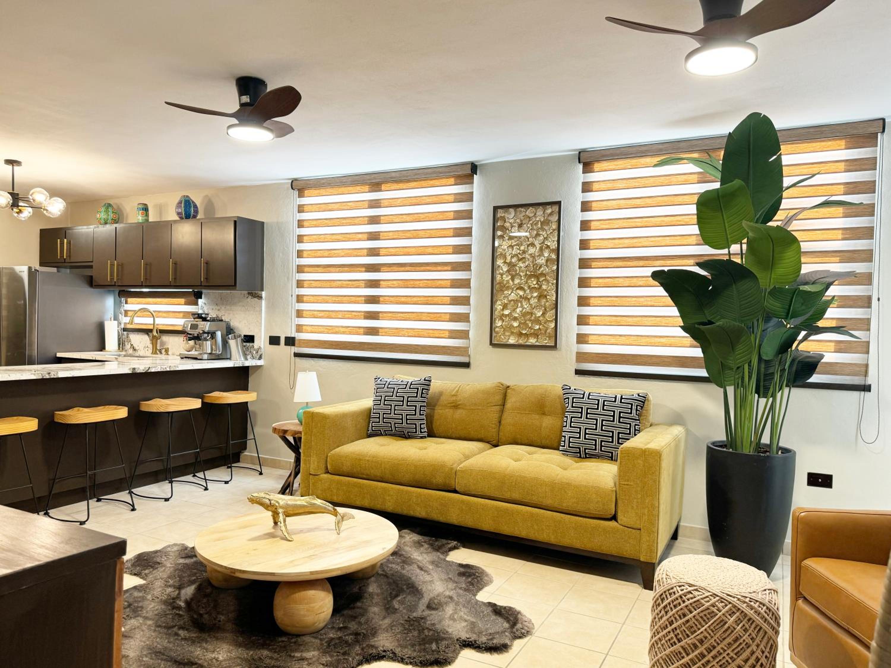 Ocean Luxe in Paradise - Les Chambres des Dieux view 3