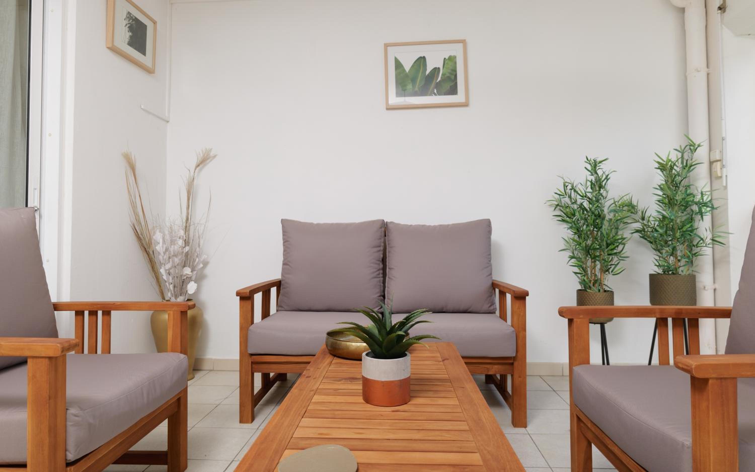 Appart. T3 Les Hauts de Madiana view 2