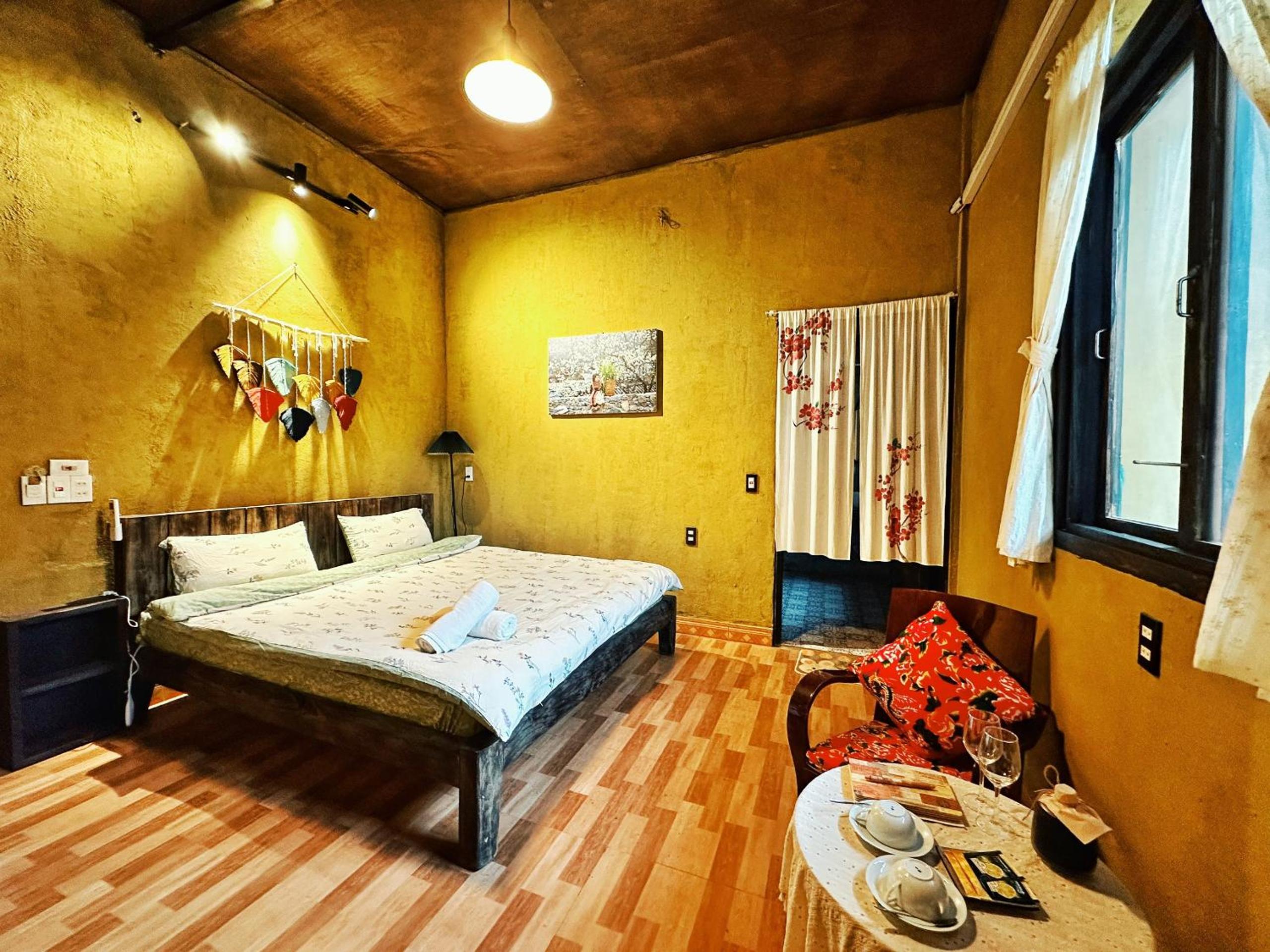Maison de Hill Home