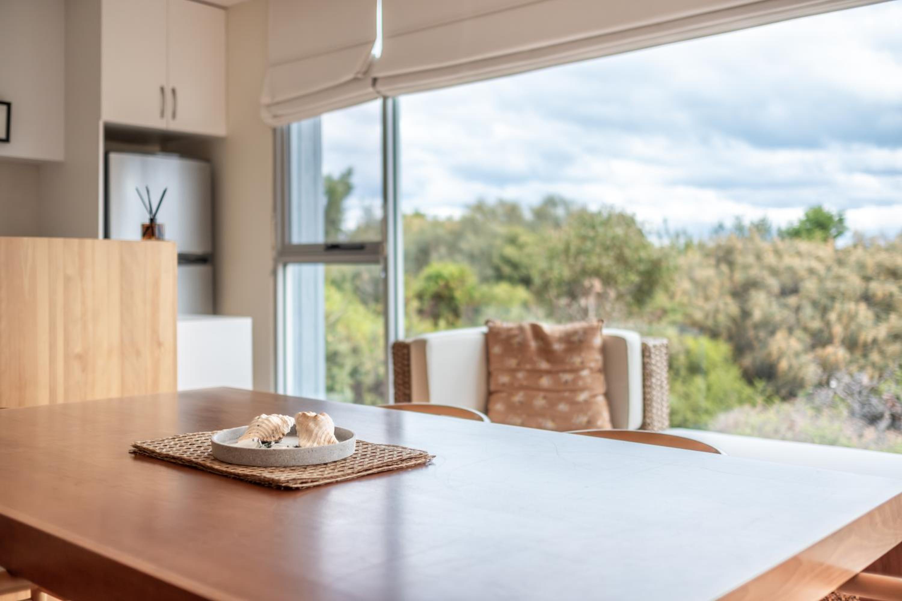 Sea View ~ ultimate beachside retreat!