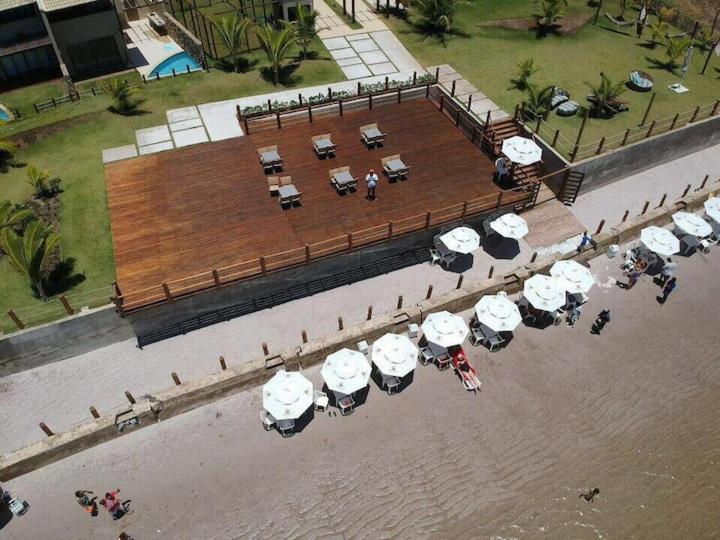 Bangalo pe na areia Ekoara Beira Mar