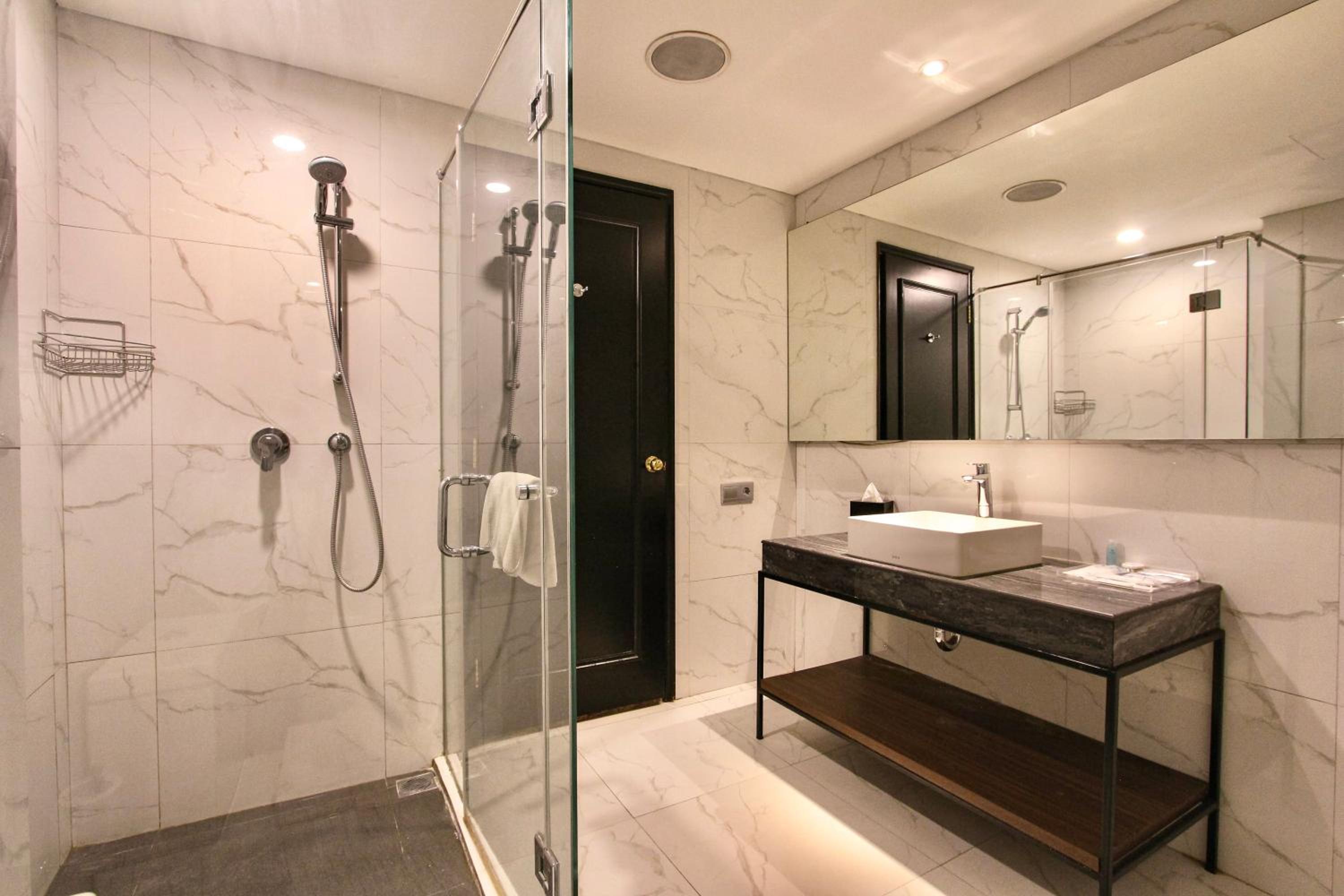 The Acacia Hotel Jakarta