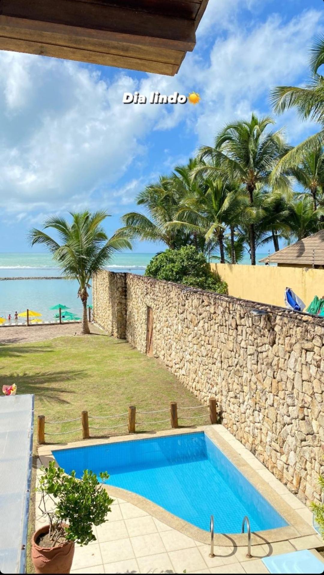 Bangalo pe na areia Ekoara Beira Mar