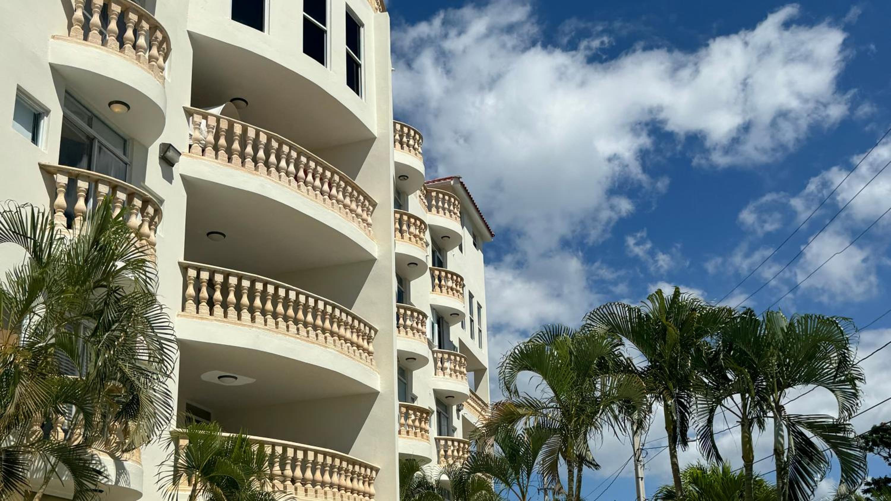 Ocean Luxe in Paradise - Le Paradis Royal view 4