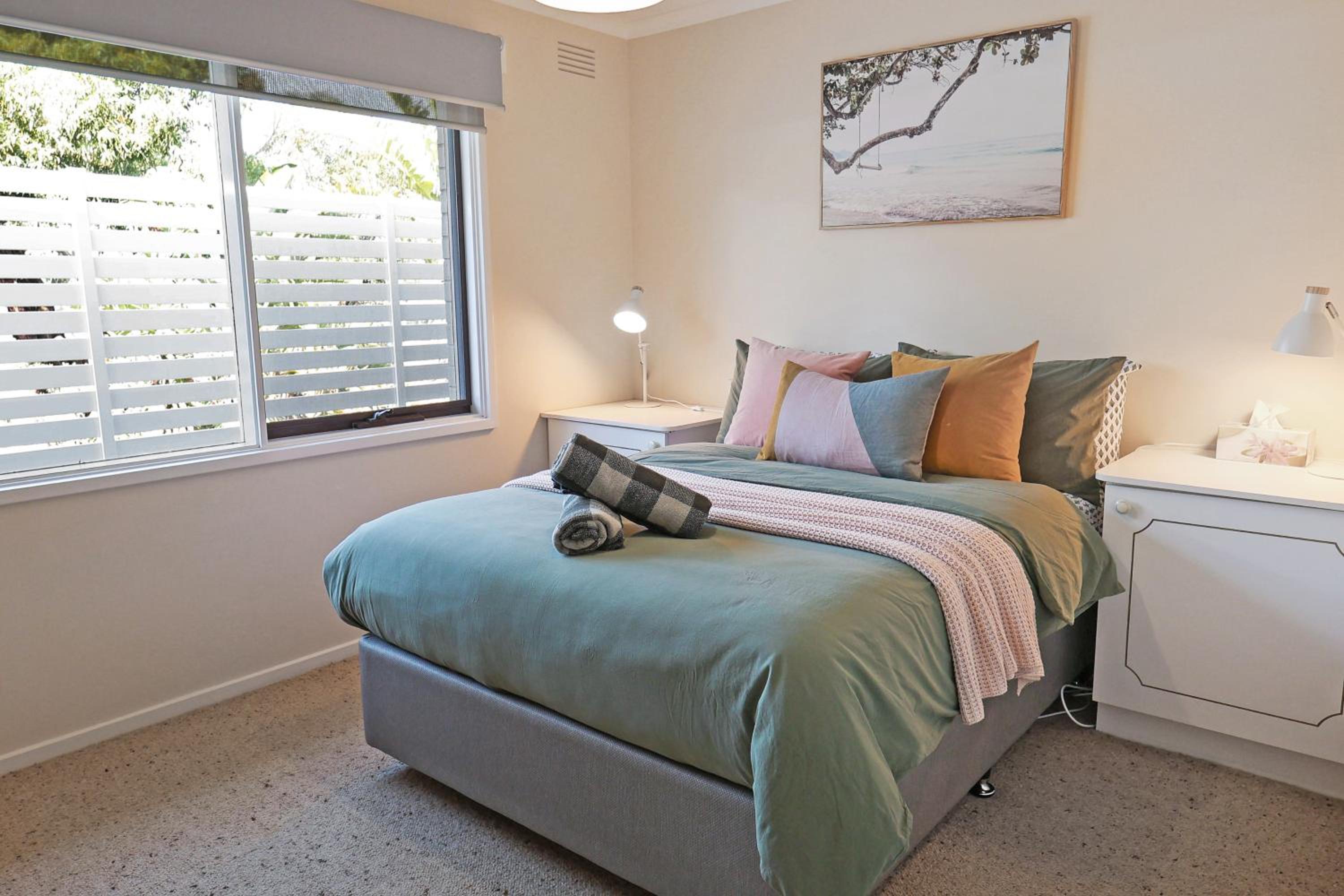 Riverview Retreat - Pool - Sleeps 8 By HostyCo