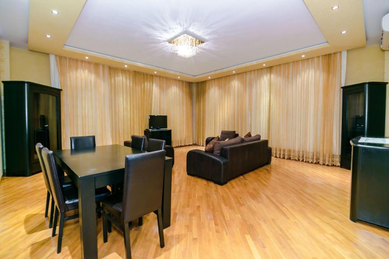 HOTEL APARTMENT VIP NEAR COURTYARD MARRIOTT
