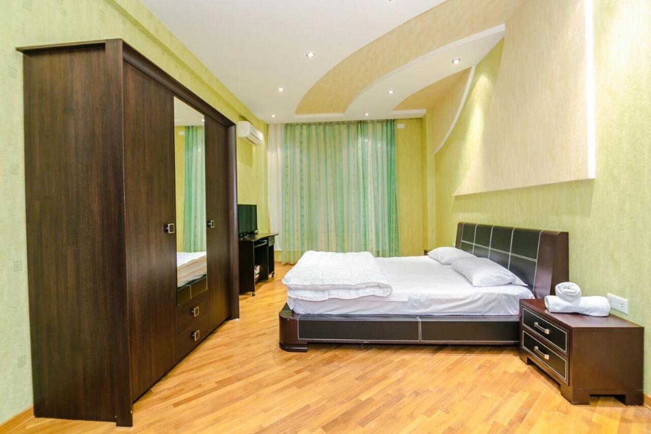 HOTEL APARTMENT VIP NEAR COURTYARD MARRIOTT